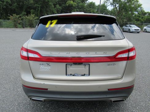 Used 2017 Lincoln MKX Reserve w/ Lincoln MKX Climate Package AWD/4WD image 6