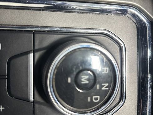 Used 2020 Ford Expedition XLT AWD/4WD image 17