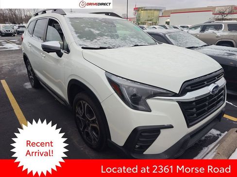Used 2023 Subaru Ascent Limited w/ Technology Package image 1