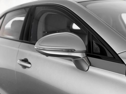 Used 2023 Bentley Flying Spur Azure image 46