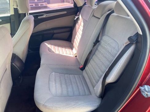 Used 2018 Ford Fusion S image 11