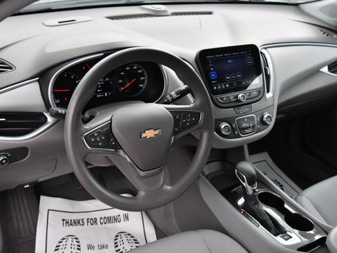 Used 2024 Chevrolet Malibu LS image 14