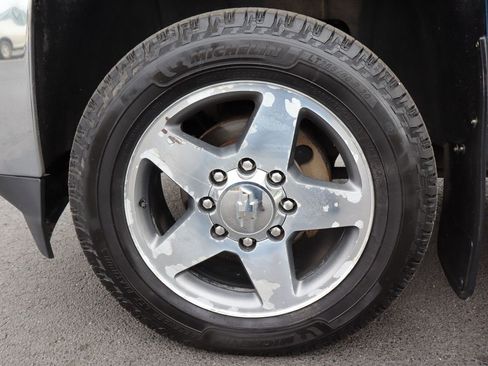 Used 2017 Chevrolet Silverado 2500 LTZ w/ Duramax Plus Package image 40