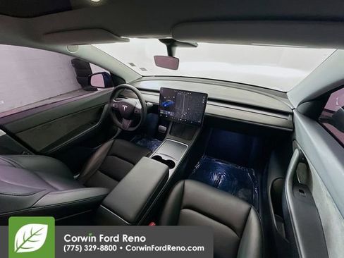 Used 2021 Tesla Model Y Long Range AWD/4WD image 23