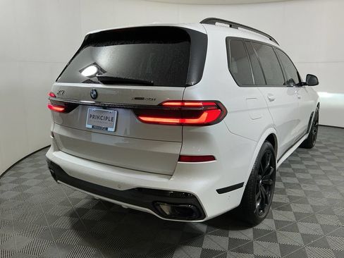 Certified 2025 BMW X7 xDrive40i w/ M Sport Package AWD/4WD image 5
