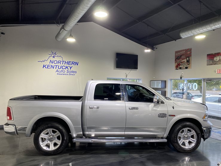 Used 2015 RAM 1500 Laramie Longhorn w/ Convenience Group AWD/4WD image 4