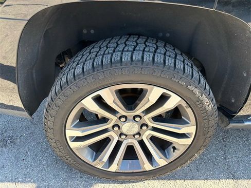 Used 2018 GMC Yukon Denali w/ Denali Ultimate Package image 22