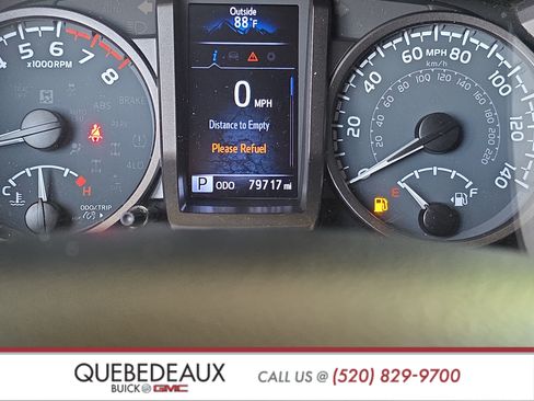 Used 2020 Toyota Tacoma TRD Off-Road w/ Technology Package AWD/4WD image 17