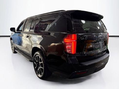 Used 2023 Chevrolet Suburban RST image 8