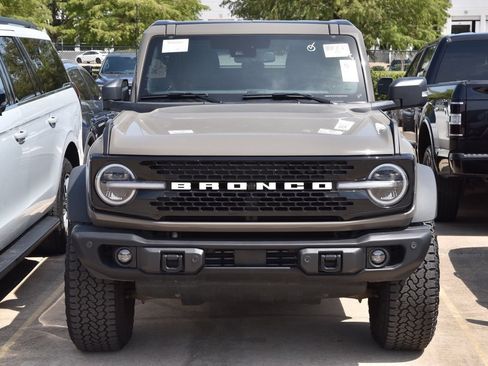 Certified 2025 Ford Bronco Badlands AWD/4WD image 3