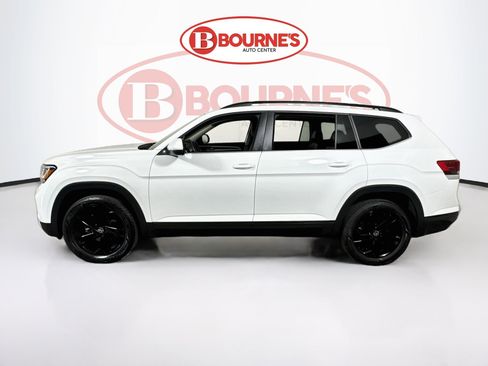 Used 2023 Volkswagen Atlas SE w/ Black Wheel Package AWD/4WD image 7