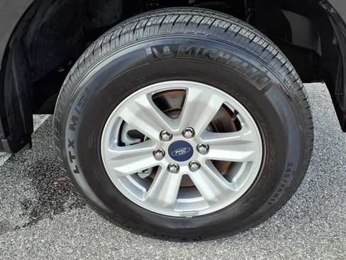 Used 2018 Ford F150 XLT RWD image 9