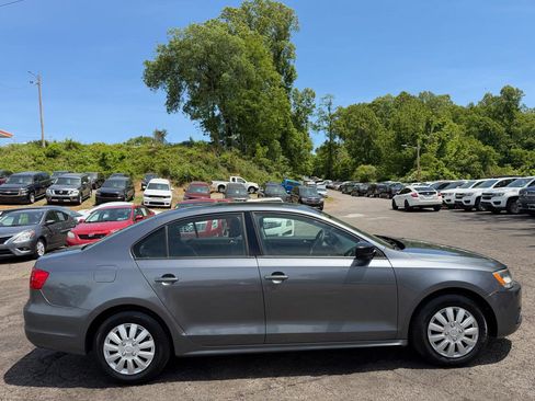 Used 2014 Volkswagen Jetta S FWD image 4