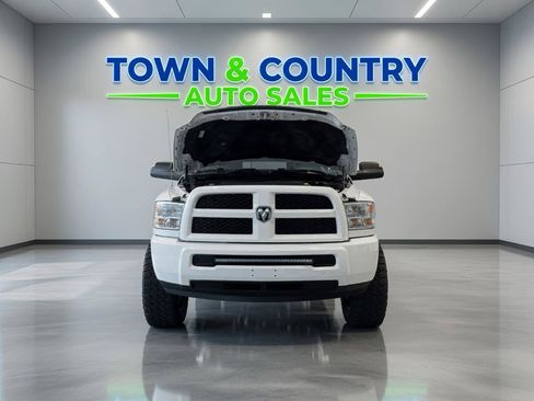Used 2018 RAM 2500 SLT AWD/4WD image 10