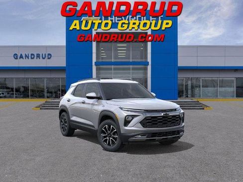 New 2026 Chevrolet TrailBlazer ACTIV image 1