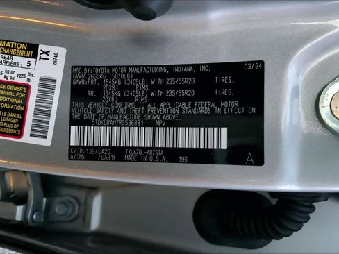 Used 2024 Toyota Highlander XSE FWD image 31