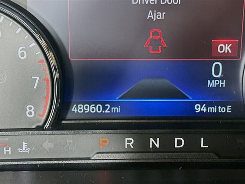 Used 2023 Ford Explorer XLT image 19