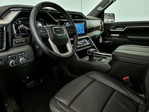 New 2026 GMC Sierra 1500 Denali image 8