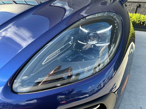 Used 2026 Porsche Macan image 13