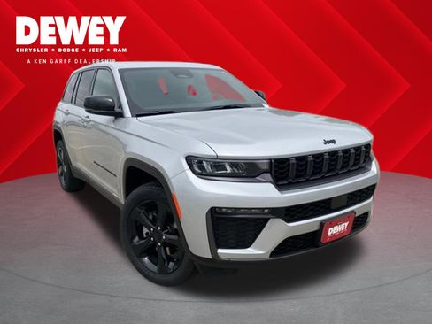 New 2026 Jeep Grand Cherokee Limited w/ Limited Altitude Package AWD/4WD image 1