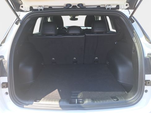 Used 2023 Jeep Compass Trailhawk AWD/4WD image 12
