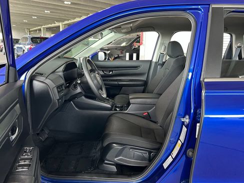 Used 2025 Honda CR-V LX image 9