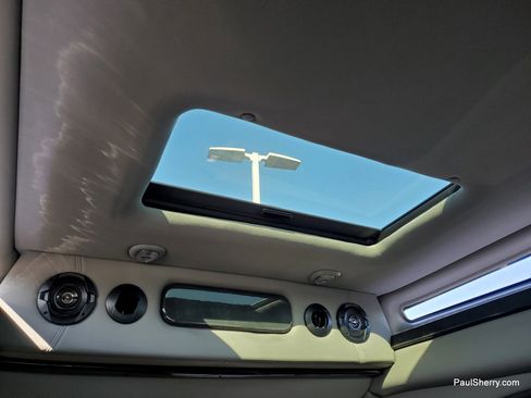 Used 2018 GMC Savana 2500 w/ Enhanced Convenience Package image 29