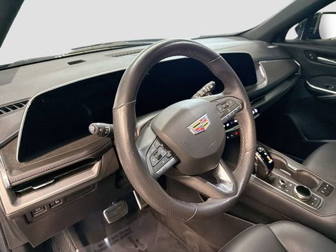 Certified 2024 Cadillac XT4 Sport AWD/4WD image 9