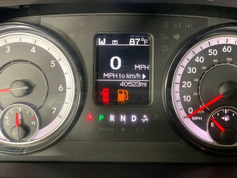 Used 2022 RAM 1500 Warlock AWD/4WD image 23