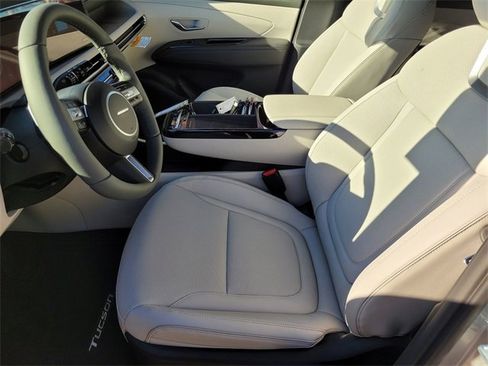 New 2026 Hyundai Tucson Limited image 12