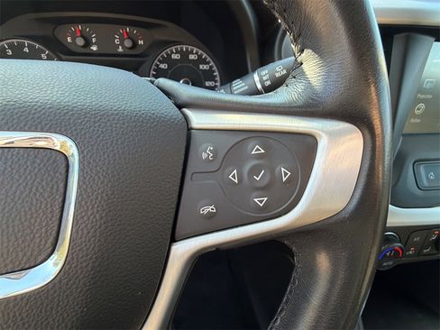 Used 2019 GMC Acadia SLE image 24