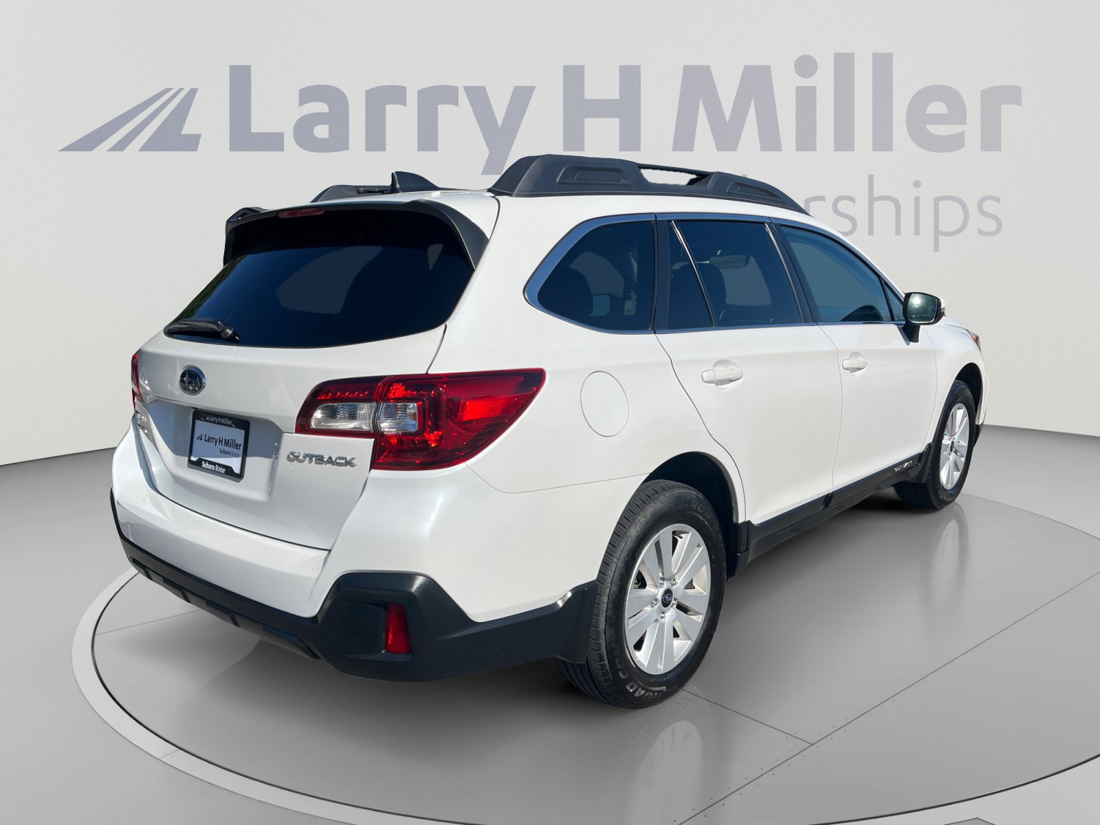 Used 2019 Subaru Outback 2.5i Premium AWD/4WD image 5