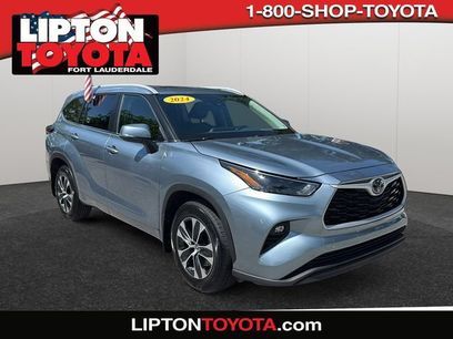 Used 2024 Toyota Highlander XLE