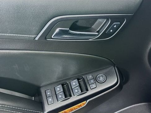 Used 2016 Chevrolet Tahoe LTZ AWD/4WD image 18