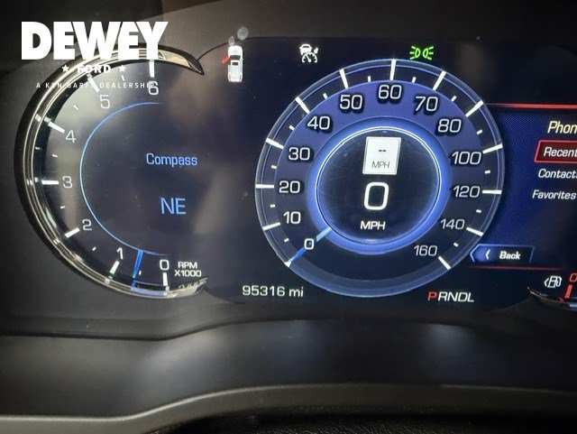 Used 2017 Cadillac Escalade Platinum AWD/4WD image 17