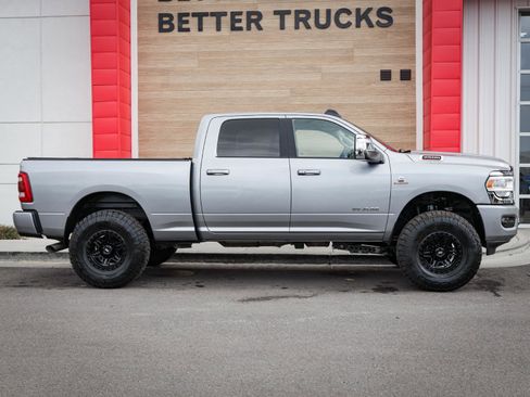 Used 2024 RAM 2500 Laramie w/ Safety Group AWD/4WD image 2