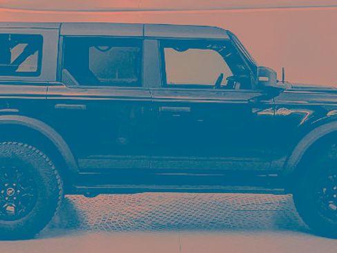 Certified 2024 Ford Bronco Wildtrak AWD/4WD image 2