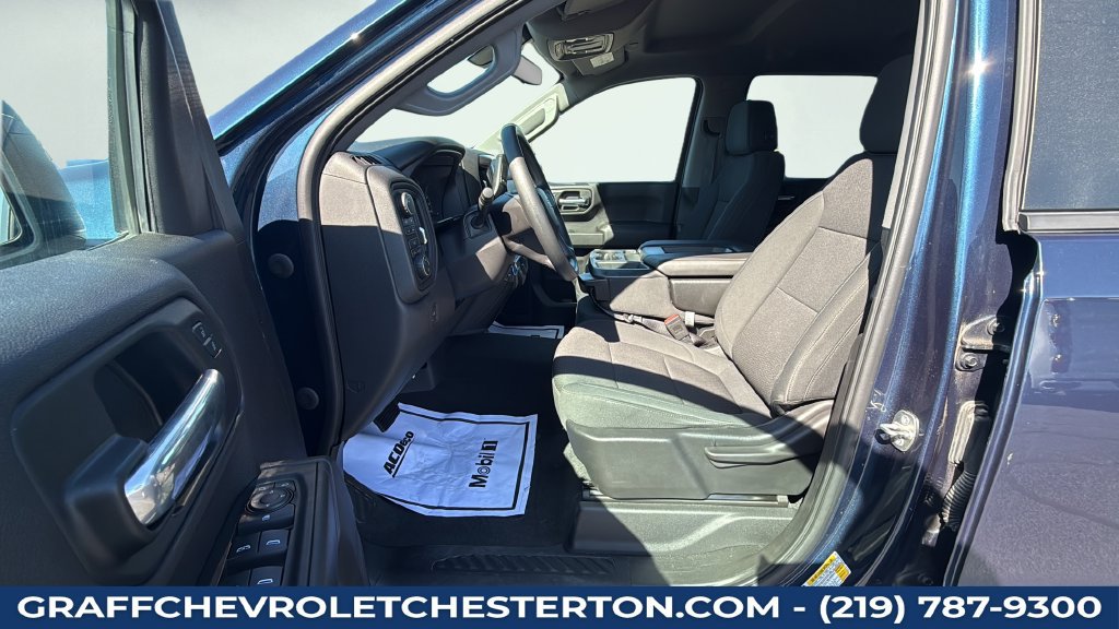 Used 2020 Chevrolet Silverado 1500 Custom w/ Custom Value Package AWD/4WD image 21