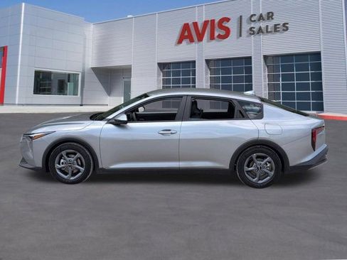 Used 2025 Kia K4 FWD image 10