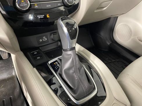 Used 2020 Nissan Rogue Sport SL w/ Premium Package AWD/4WD image 9