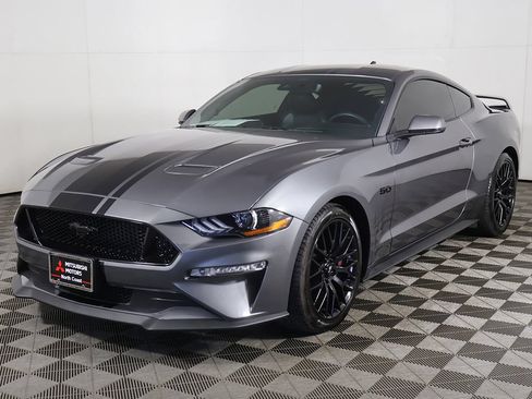 Used 2021 Ford Mustang GT Premium w/ GT Performance Package RWD image 10