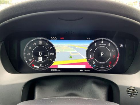 Used 2019 Jaguar F-PACE Portfolio image 25