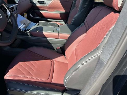 New 2026 INFINITI QX80 Autograph w/ Premium Cargo Package AWD/4WD image 12