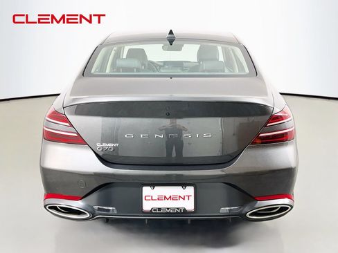 Used 2025 Genesis G70 2.5T RWD image 8