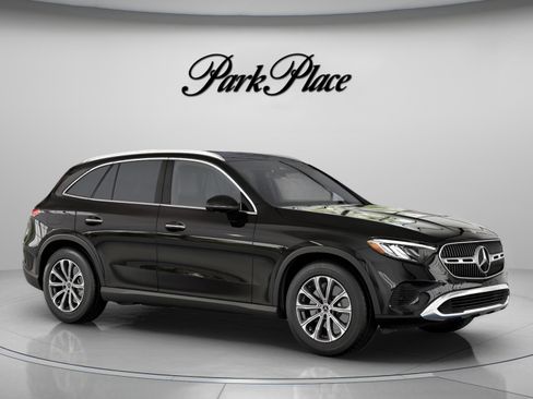 Certified 2026 Mercedes-Benz GLC 300 image 31