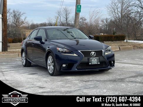Used 2015 Lexus IS 250 AWD image 13
