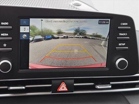 New 2025 Hyundai Elantra SE FWD image 15