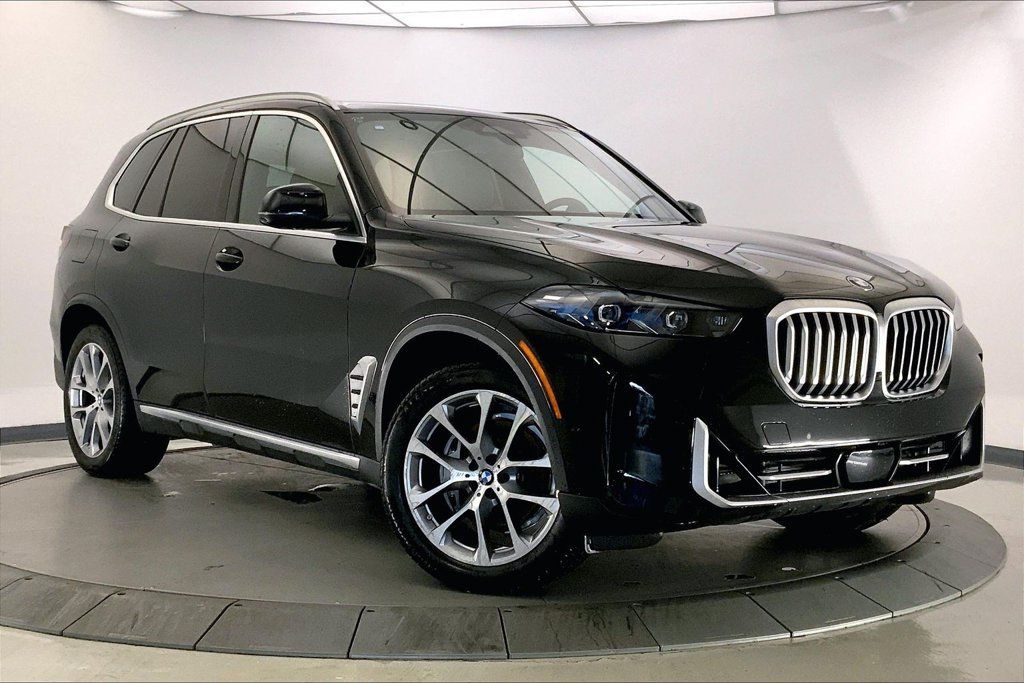 Used 2026 BMW X5 xDrive40i w/ Premium Package AWD/4WD image 1