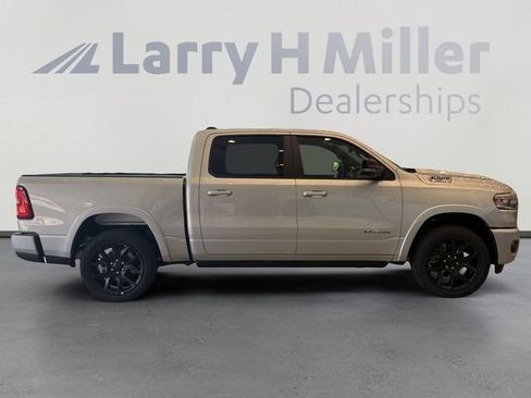 New 2026 RAM 1500 Laramie AWD/4WD image 6