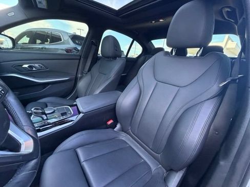 Used 2019 BMW 330i Sedan w/ Convenience Package RWD image 23
